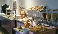 Best Western Hotel de la Breche - Frühstück
