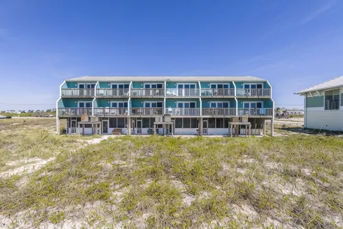 SPECTACULAR VIEWS!-Luxury Beachfront Townhome with DIRECT Ocean Views!