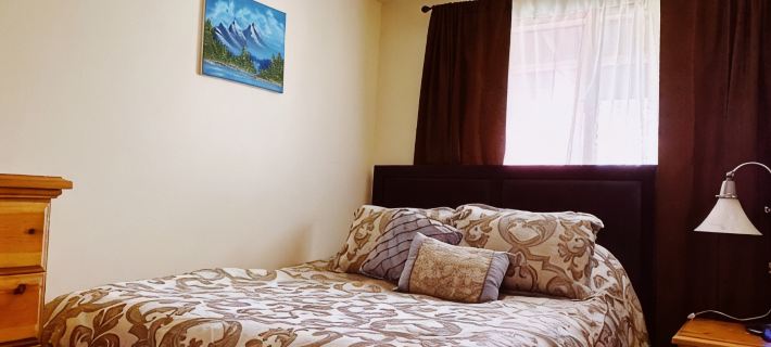 Julieann's in Alaska - Home in the Heart of Sitka Hotels in Sitka