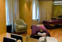 Manila Marriott Hotel at Newport World Resorts - سبا