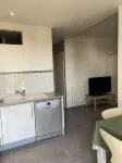 Superbe Appartement Centre Ville Avec vue sur la Mer. Lit et Chaise Haute Bébé - Huoneistot