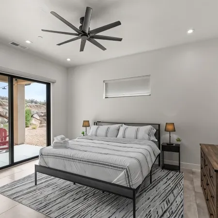 Beautiful 5 Bd/6 Bath - Zion's Edge, Kolob Canyon, Private Pool, Hot Tub, Views!