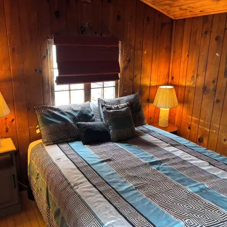 Charming 1-BR 2nd floor apartment in the heart of Cooperstown, NY- Full Kitchen