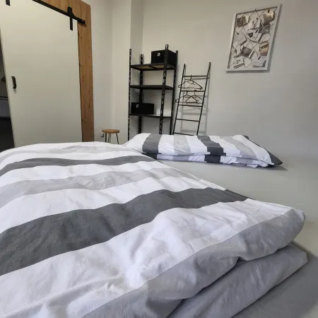 Zentral Gelegenes Neues Appartment