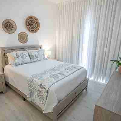 Charming & Relaxing Pool View Apartment at Playa Coral / Beach Access & Balcony Rooms