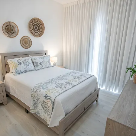 Charming & Relaxing Pool View Apartment at Playa Coral / Beach Access & Balcony