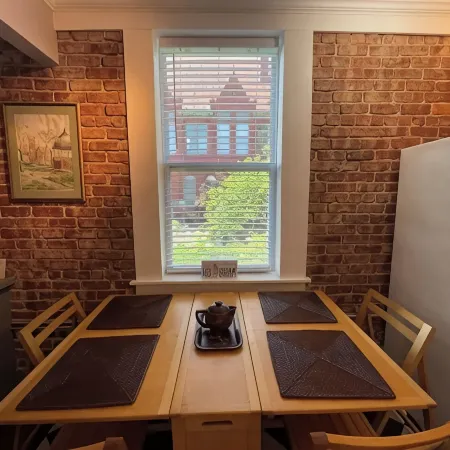Park View apartment on Mass St downtown Lawrence