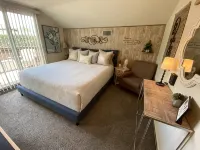 Cabernet Cottage - Boutique