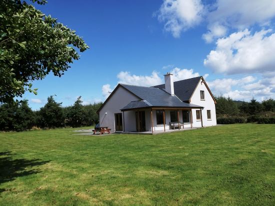 Wonderful Sea Views, Walks, Hiking, Beaches, Fishing, Family Friendly, WiFi