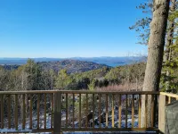 Amazing Lake & Mountain views Gunstock Ski Chalet. - Mountain view