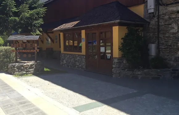 拉裡布拉酒店