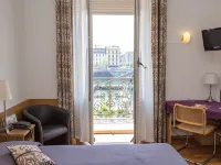 Hotel des Tourelles Hotels near Cité du Temps