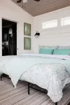 Be Still Tiny House on Monteagle Mountain - 4-Star