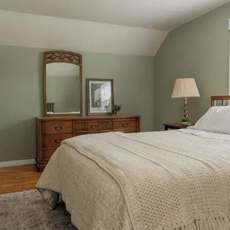 Restored 3Br Mining Home in Historic Calumet