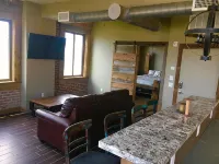 In the Heart of Downtown Historic Hot Springs - Apartments