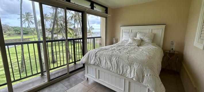 Beautiful Ocean view of Sunny South Shore at Poipu Beach in Kauai コロアのホテル