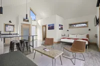 C A M P_R A N D O N N E E    CABIN 2