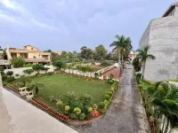 The Heritage Villa - parking