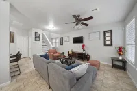 Beautiful Cozy home in The heart of Conroe Texas - 4-Star