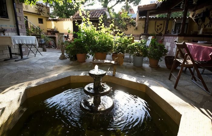 Tuncay Pension