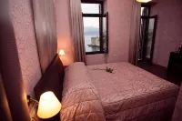 Spon Boutique Hotel - balcony