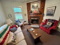 Vintage Adk Cabin- Great Deal, Perfect Location, Book Your Gore Mtn. Trip Today! - Alppimaja