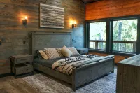 Fun group? Fun Cabin near Robbers Cave State Park!  Sleeps 14! - Wifi