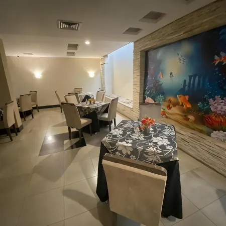 Maxim Plaza Hotel