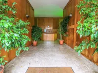 Le Stanze di Virgilio Hotel berhampiran Kolam Renang Scandone