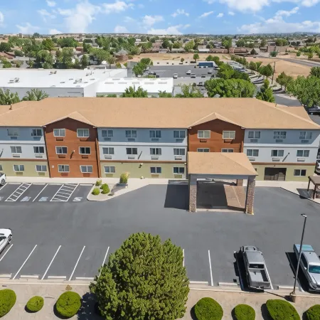 Best Western Plus the Four Corners Inn
