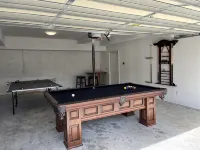 The Chalet on Lake Wylie, 5000 sq ft, Sleeps16, Pet Friendly, Close to Charlotte - 4-Star