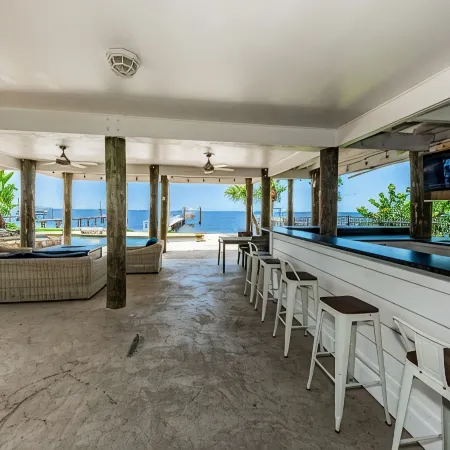 NEW Fully renovated Gulf front home w/private resort style pool, outdoor kitchen