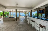 NEW Fully renovated Gulf front home w/private resort style pool, outdoor kitchen - Pools
