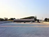 The Ash Street Stables Villas - 3-Star