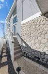 Remodeled beach house, 3-minute walk to sand, Main St. restaurants and shopping - Wifi