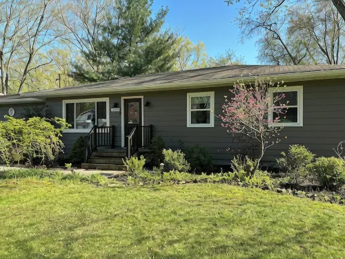 Melva’s place North Ridgeville - 3-Star