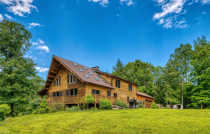 Luxurious & Enchanting Log House in Heart of Hudson Valley/Catskills, Upstate NY