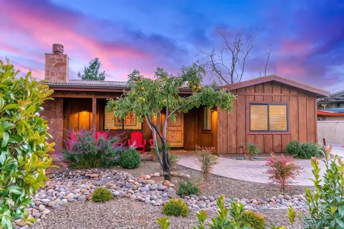 Top rated property by guests! Walking distance to all Uptown Sedona amenities. - บูติค
