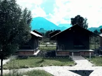 Volcanoes Over View Safaris & Camp - bar