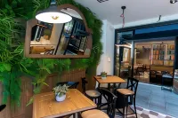 Seven Town House Boutique Hotel - Wifi
