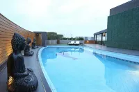Four Points by Sheraton Lahore - Swimmingpools
