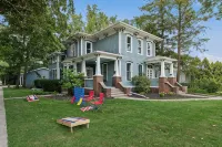 Victorian · Game Room · Walk to Beach + Downtown - 4 estrellas
