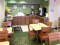 Eagles Nest Inn - breakfast