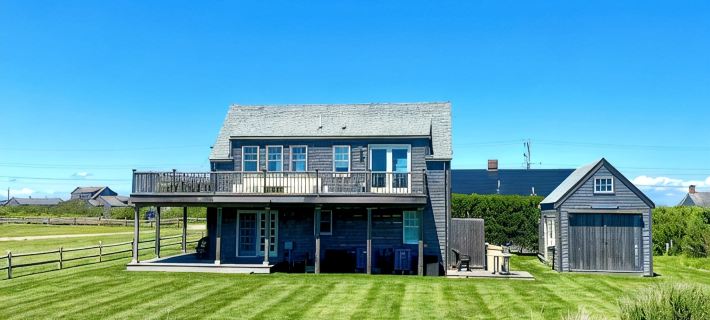 Have it all! The perfect Nantucket getaway for stunning ocean views and beaches! Hotels in Nantucket