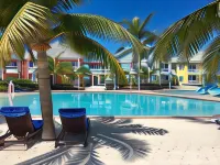 Sandyport Beach Resort - Pools