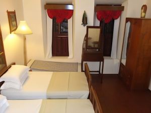 Hill Valley Spacious Homestay | Rooms & Restaurant