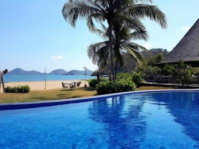 Luwansa Beach Hotel