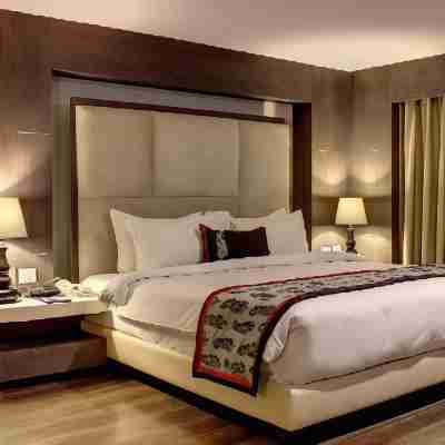 Golden Tulip Jaipur Rooms
