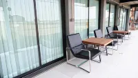 KEPT Cabana Hotels in Лампанг