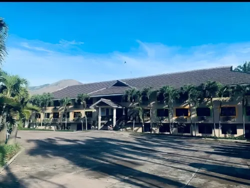 Hotel Augusta Garut فنادق في Tarogong Kaler